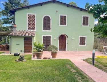 Villa with Garden View