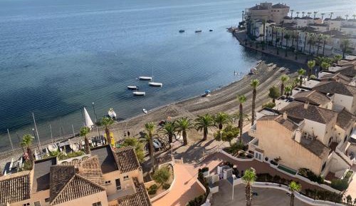 Deluxe One-Bedroom Apartment with Ocean View