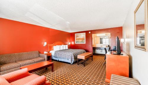 King Bed with Sofa Bed Smoking
