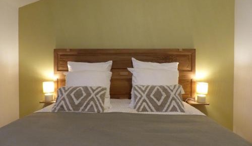 Double Room with Mountain View