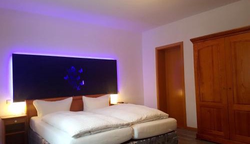 Quadruple Room with Private Bathroom