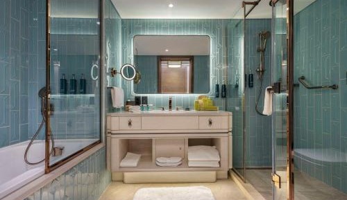 Executive Suite with Kitchenette and Bosphorus View