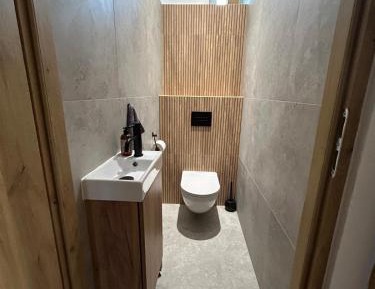Twin Room with Shared Bathroom