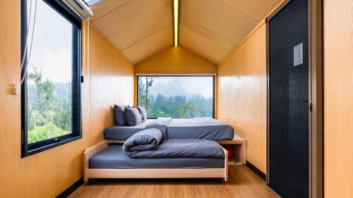 Executive Cabin