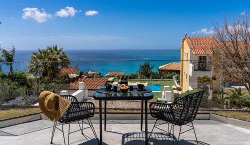 Suite with Sea View
