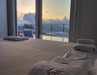 Standard Room Shared Pool 
