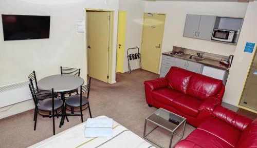 One-Bedroom Family Apartment