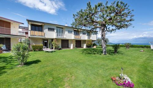 Superior One-Bedroom Apartment