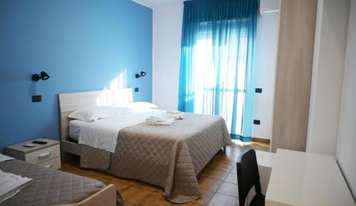 Triple Room with Terrace