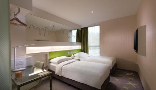 Greenery Twin Room