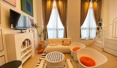 One-bedroom Loft Apartment 