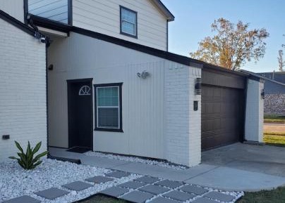 One-Bedroom Apartment - Non-Smoking