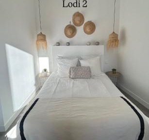 Apartment with Garden View