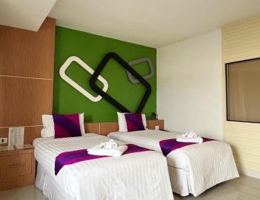 Deluxe Twin Room