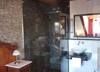 Standard Suite 6