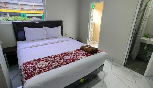 Queen Room with Balcony