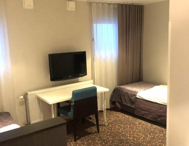 Small Twin Room
