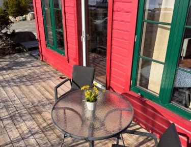 Two-Bedroom Apartment (4 Adults)