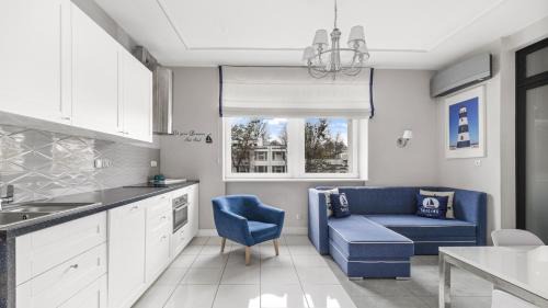 One-Bedroom Apartment with Balcony