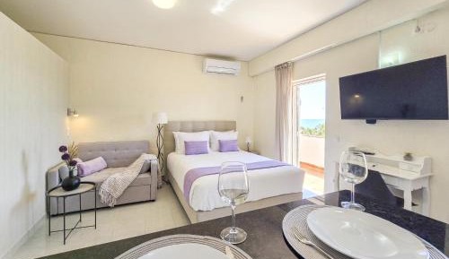 Studio with Sea View