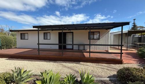 Three-Bedroom Holiday Home 
