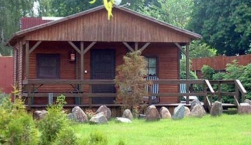 Two-Bedroom Bungalow (4 Adults)