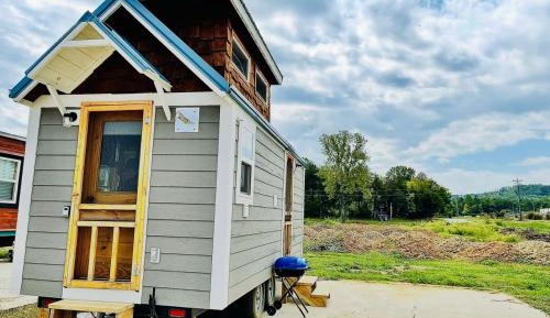 One-Bedroom House