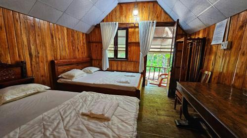 Quadruple Room with Balcony