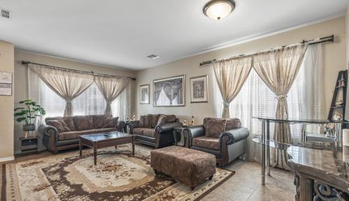 Four-Bedroom Holiday Home