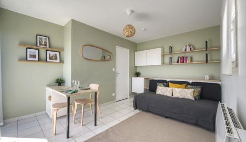 Studio with Balcony