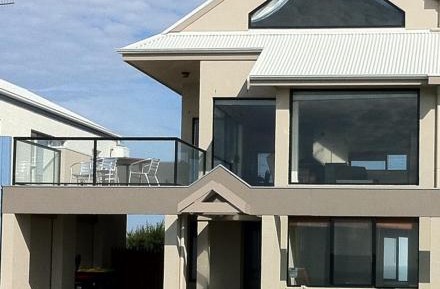 Three-Bedroom Townhouse