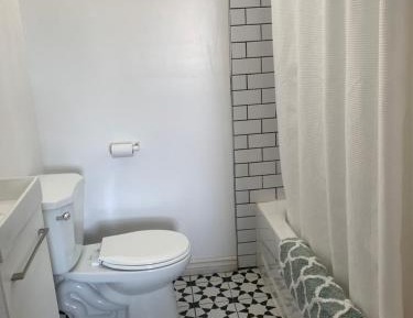 Double Room with Private Bathroom