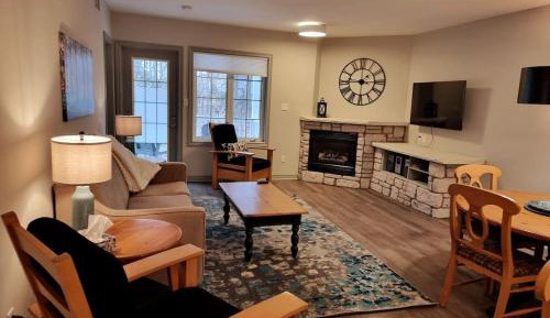 One-Bedroom Apartment with Balcony