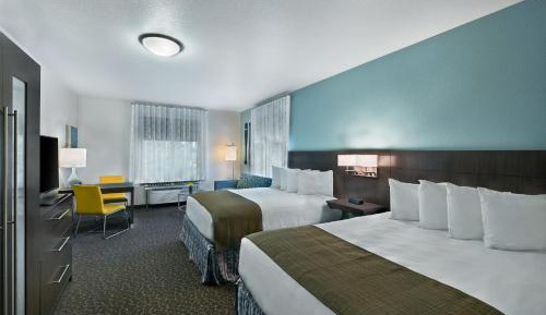2 Queen Suite