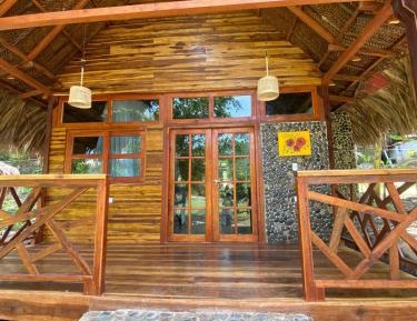 Deluxe Bungalow with Garden View