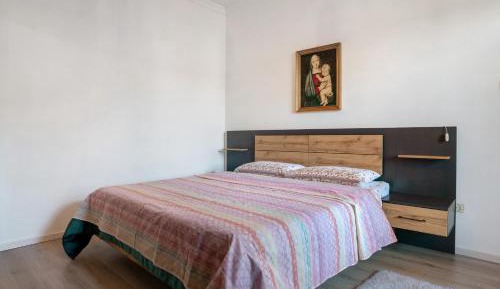 Superior One-Bedroom Apartment with Balcony
