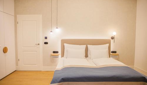 Deluxe Double Room with Extra Bed