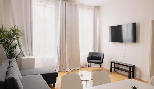 Suite with City View