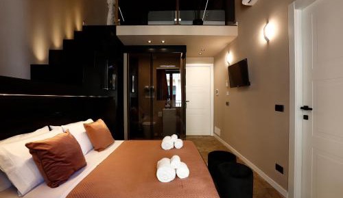 King Room with Spa Bath