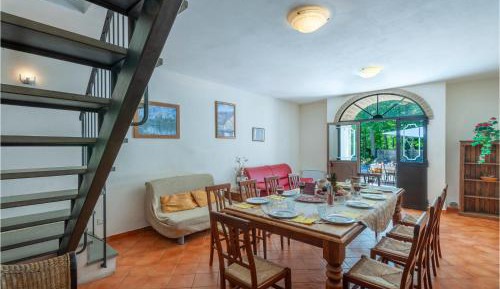 Five-Bedroom Apartment
