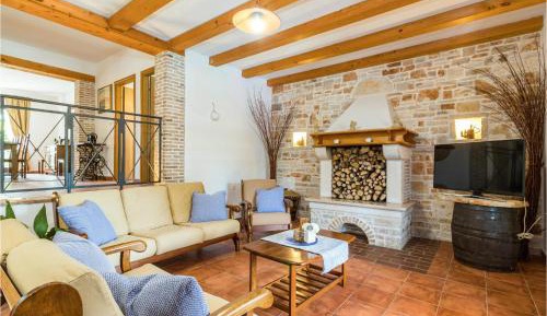 Four-Bedroom Holiday Home