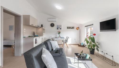 Four-Bedroom Holiday Home