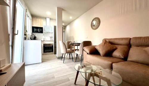 One-Bedroom Deluxe Apartment