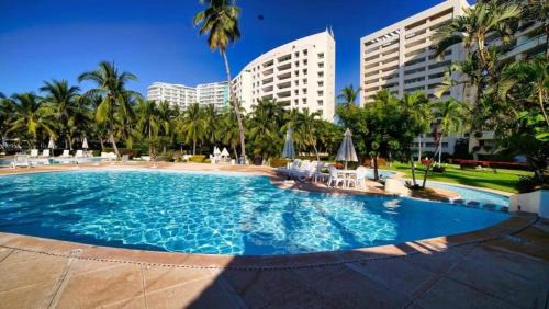 One-Bedroom Apartment with Balcony and Mountain View  