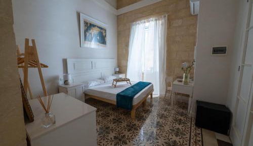 Deluxe Double or Twin Room with Balcony