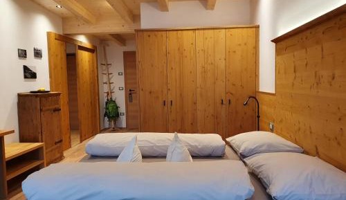 Deluxe Double or Twin Room with Balcony