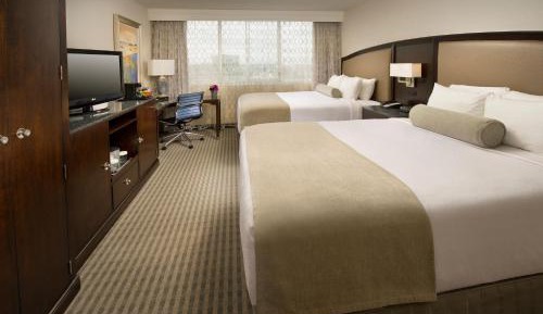 Standard Queen Room with Two Queen Beds