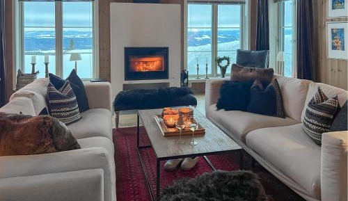 Four-Bedroom Holiday Home