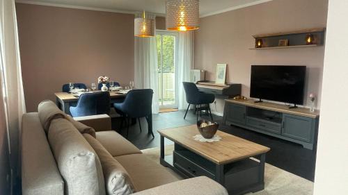 One-Bedroom Apartment with City View