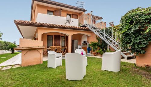 Superior One-Bedroom Apartment with Balcony